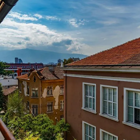 Bright And Spacy Apartment In The Center Of Sofia Sofia